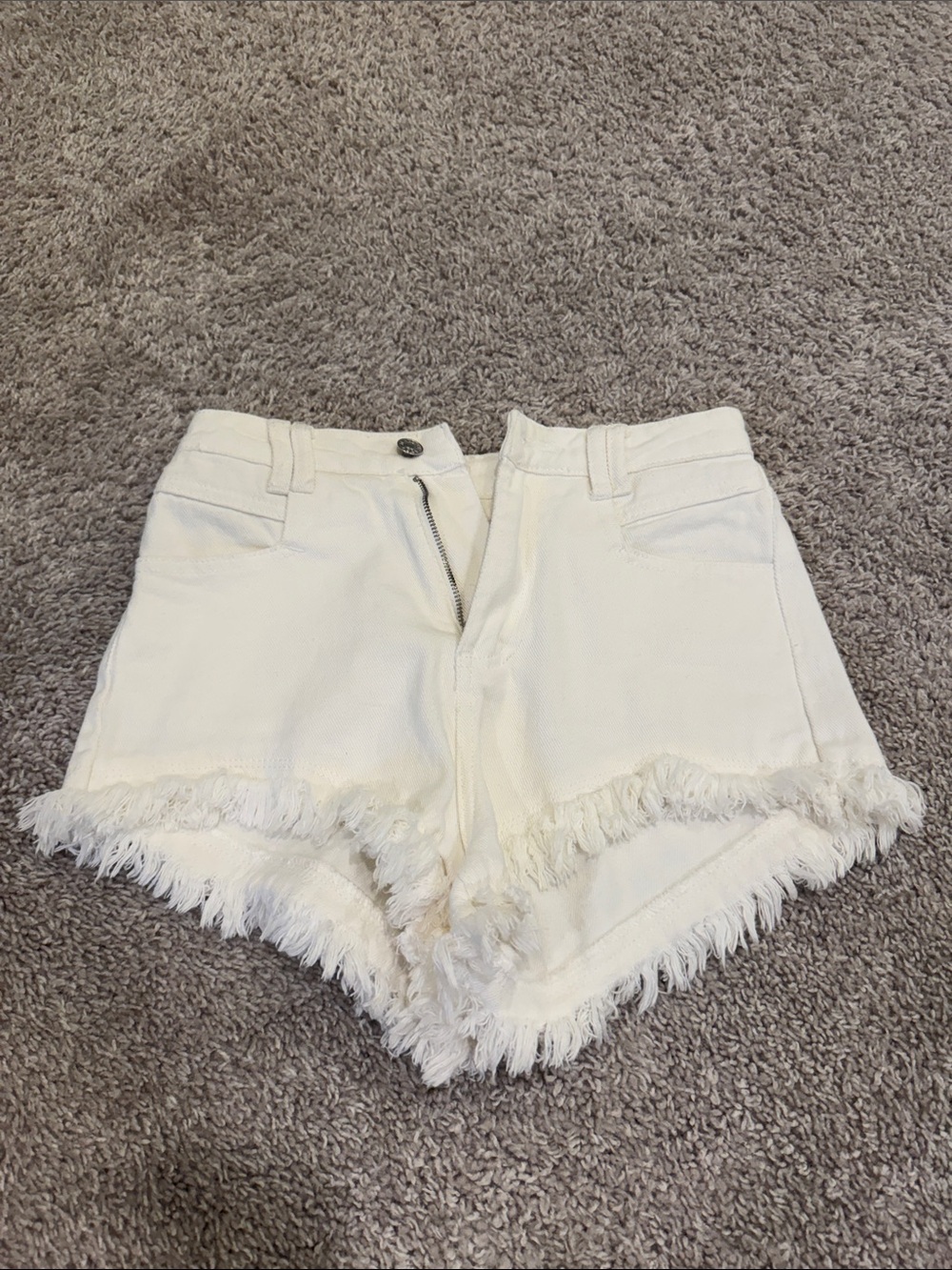 SHEIN White High-Waist Frayed Hem Shorts